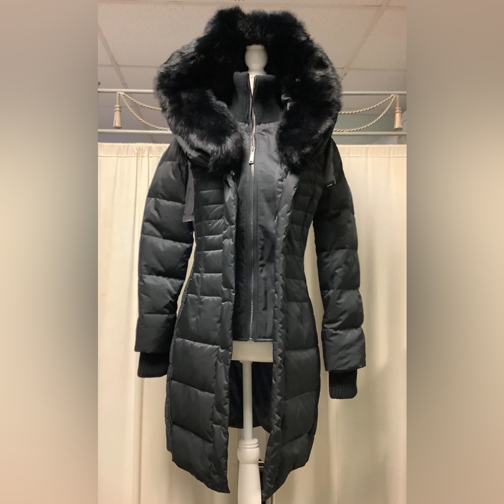 Black Women's Long Puffer Coat with Faux Fur Hood